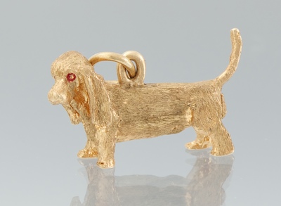 A Cute 14k Gold Basset Hound Dog 13358c