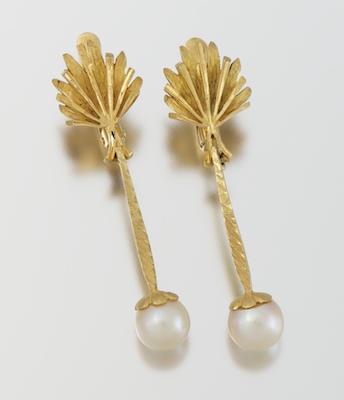 A Pair of Spanish Gold and Pearl 1335a4