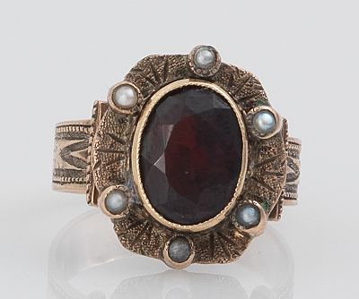 An Antique Garnet and Seed Pearl