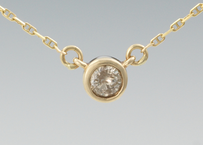 A Ladies Diamond Solitaire Necklace 13360b