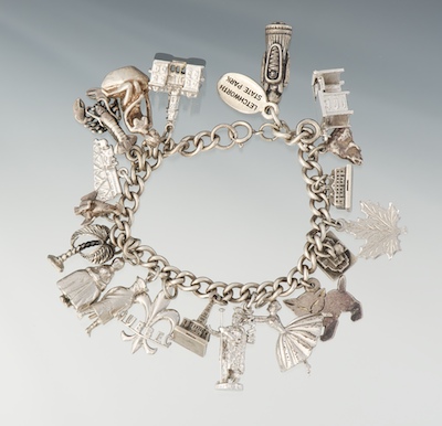 A Sterling Silver Charm Bracelet 133621