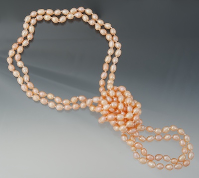 A Rope Length Peach Color Pearl 133645