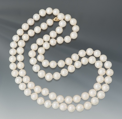 A 10MM Pearl Matinee Length Necklace