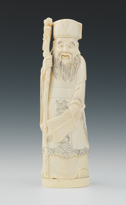 A Chinese Carved Ivory Figure of 13367a