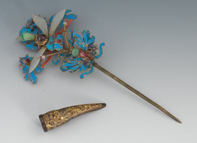 A Kingfisher Feather Hair Ornament The