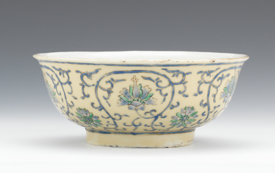 A Chinese Porcelain Enameled Bowl 131a36