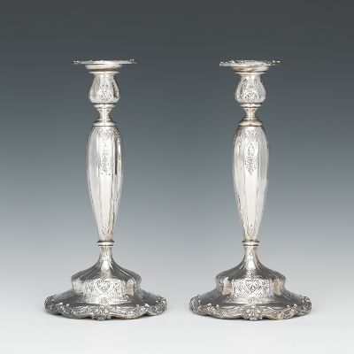 A Pair of Sterling Silver Candlesticks 131b0d