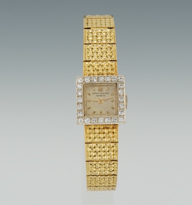 A Ladies Patek Philippe 18k Gold 131b29