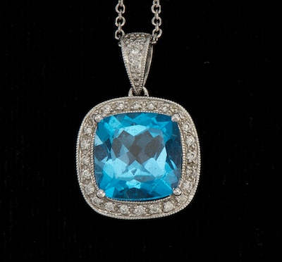 A Ladies Topaz and Diamond Pendant 131b8b