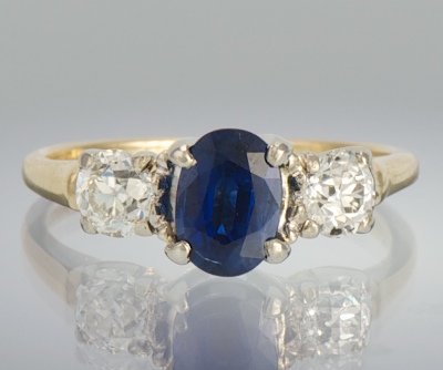 A Ladies Blue Sapphire and Diamond 131b9a