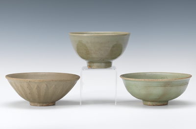 Three Chinese Longquan Lotus Bowls 131dad