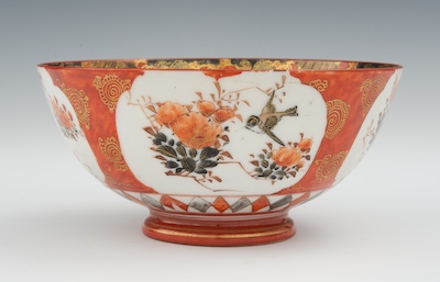 A Japanese Kutani Bowl Porcelain footed