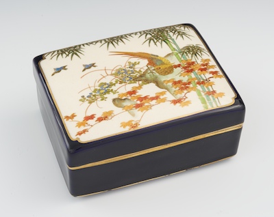 A Japanese Satsuma Porcelain Trinket 131f28