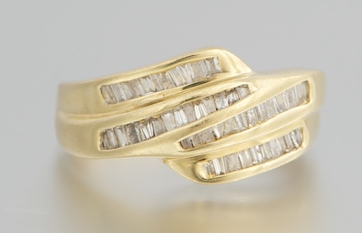 A Ladies' Diamond Ring 14k yellow