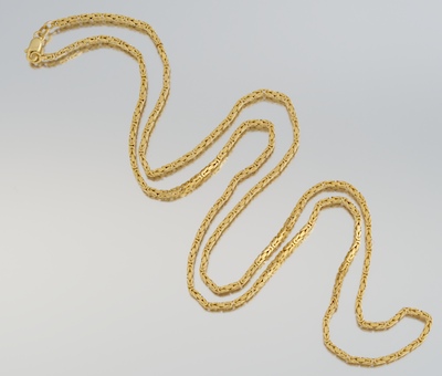 A Ladies' Byzantine Link Gold Chain