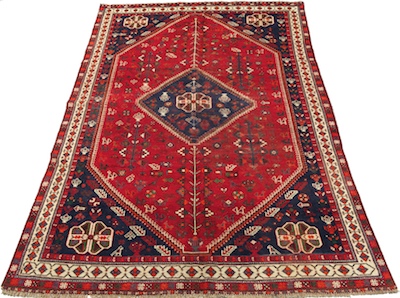 A Qashghai Shiraz Rug Apprx. 9'-10"