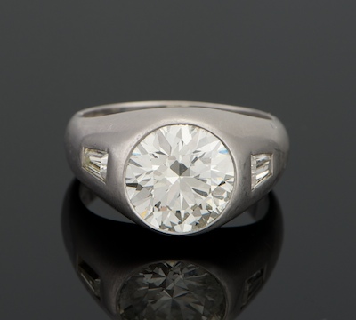 A Gentleman s 4 92 Carat Diamond 134aef