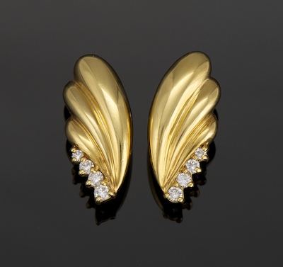 A Pair of Ladies 18k Gold and 134bc0