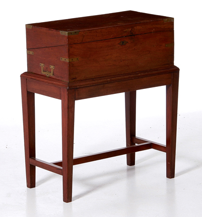 Regency mahogany lap desk on stand 134c31