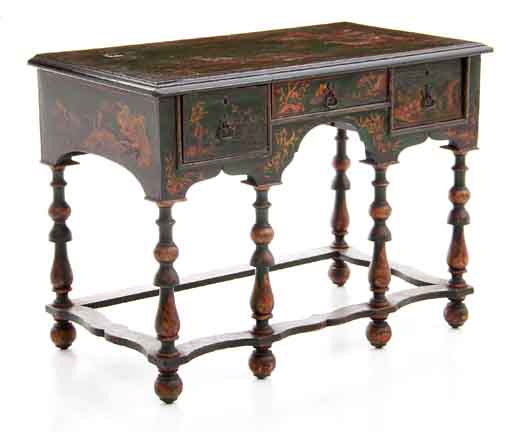 William Mary style Japanned lowboy 134d17