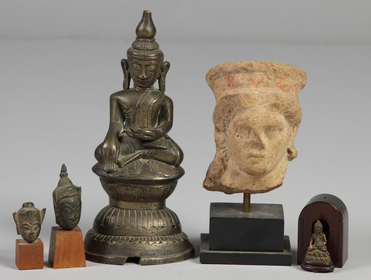 Group of Oriental Figures Patinated 1350d8