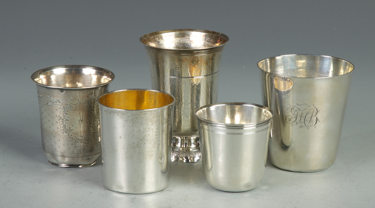 Group of 5 Beakers 137 Group of 13516a