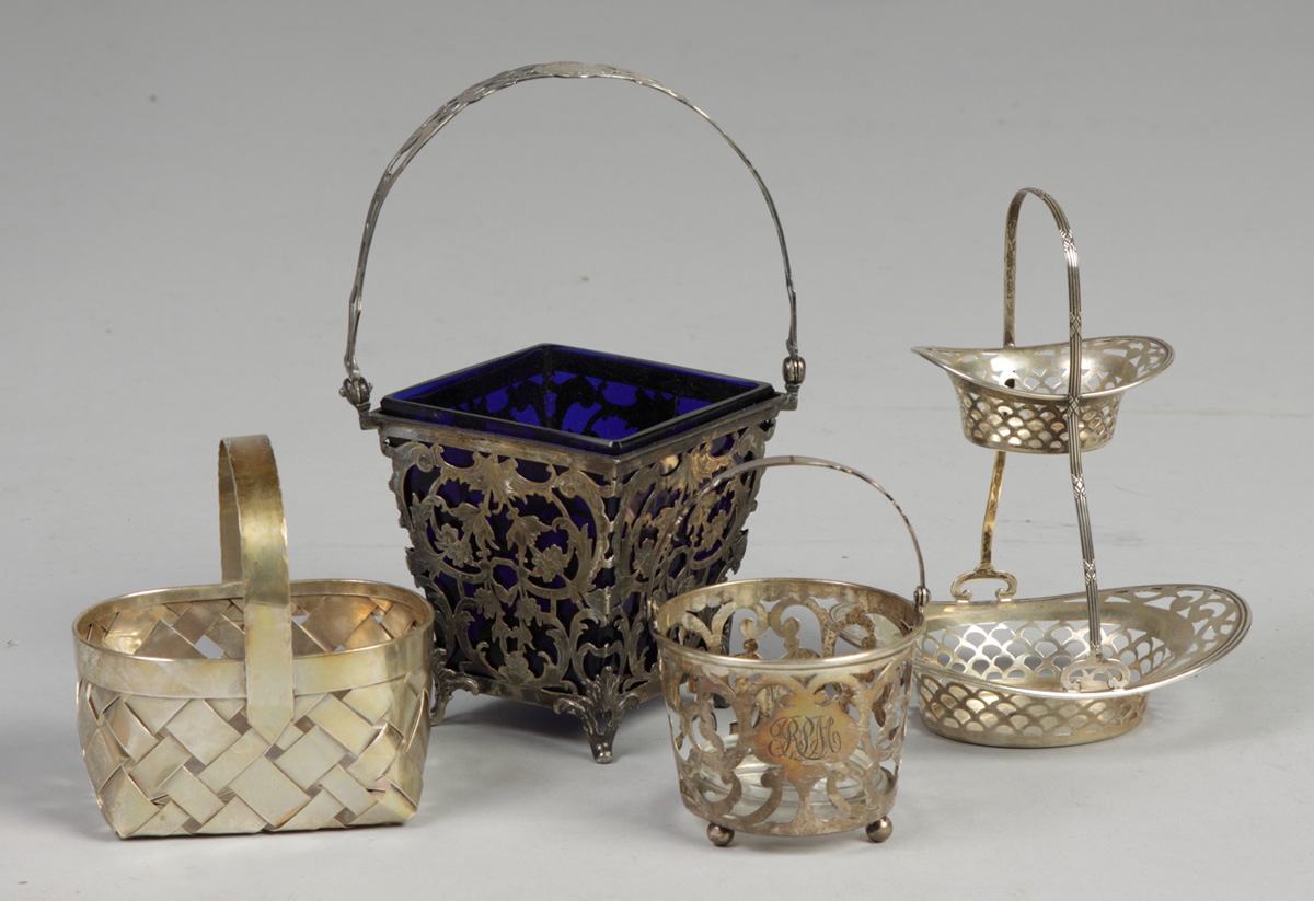 Silver sugar baskets 335. Silver