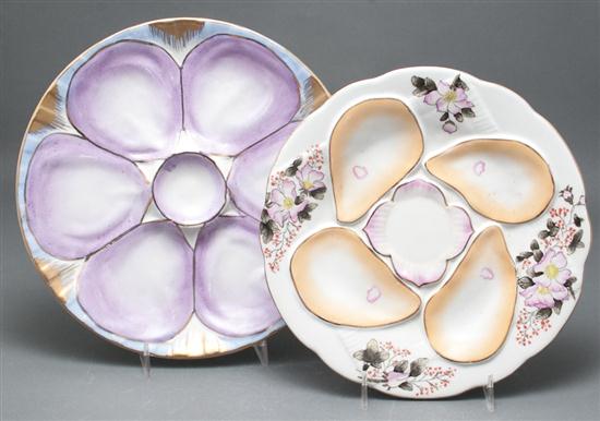 Two Japanese porcelain oyster plates 13587a