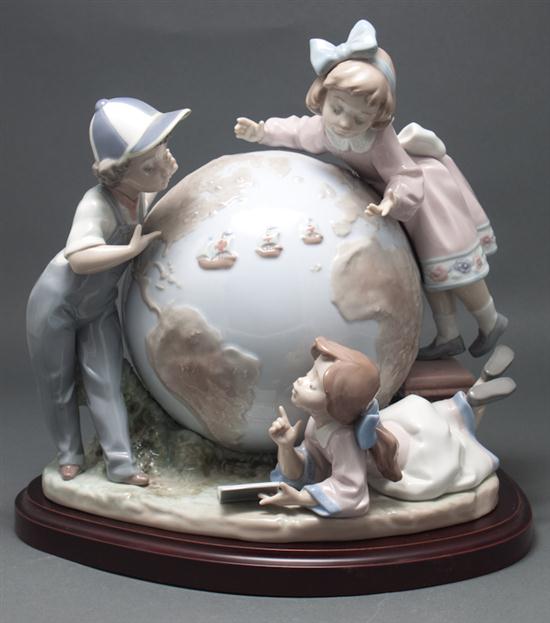 Lladro porcelain figural group  1358b1