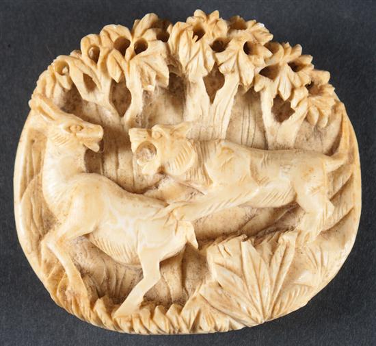 Chinese carved ivory medallion 135941