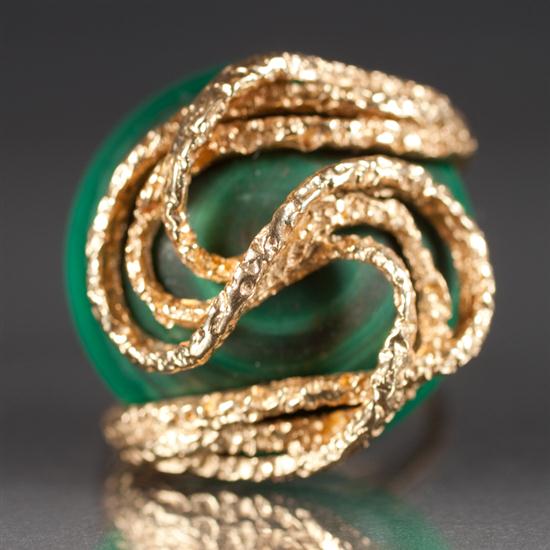 Lady s 14K yellow gold and malachite 135a58