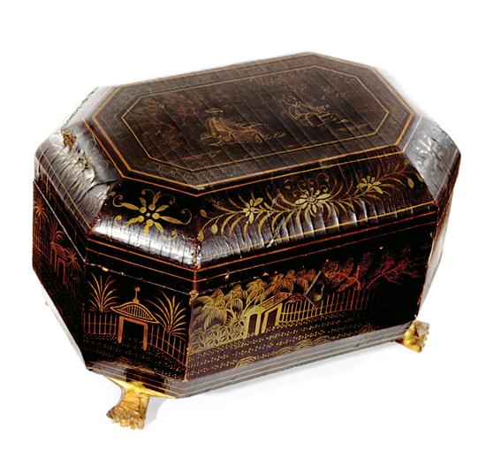 Chinese Export lacquered tea caddy 135b0e