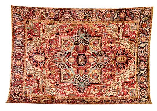 Antique Persian Heriz carpet circa 135c18