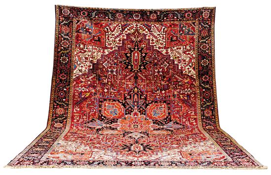 Persian Heriz carpet 11 6 x 17 8  135c19