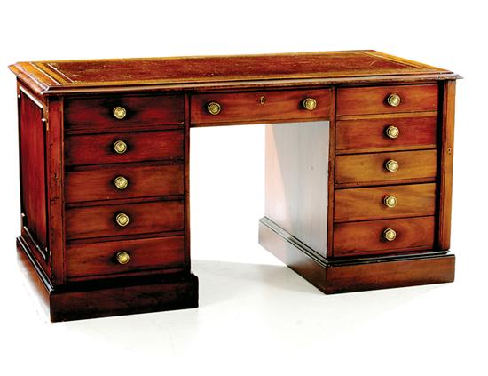 English mahogany kneehole desk 135c46