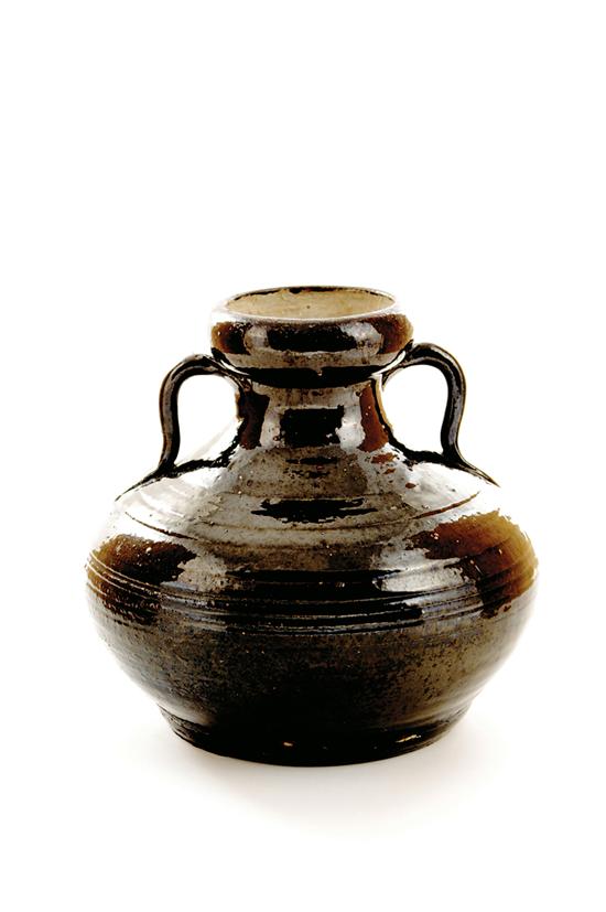 Southern stoneware vase Jugtown