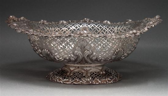 French reticulated repousse silver 135f55