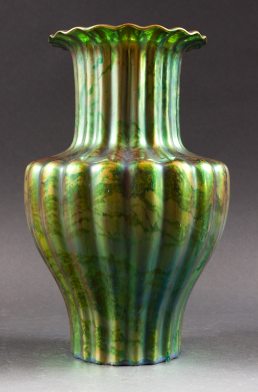 Zsolnay green iridescent glaze 135f8e