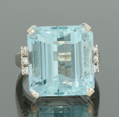 A Ladies' Aquamarine and Diamond