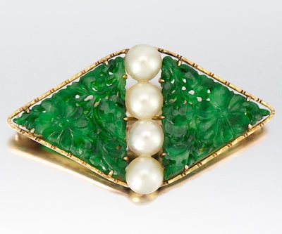 A Carved Jadeite and Pearl Brooches 133a7a