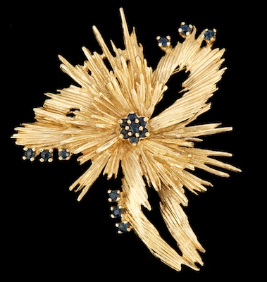 A Ladies' Gold and Sapphire Brooch
