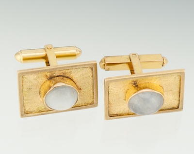 A Pair of Gold and Star Sapphire 133aae