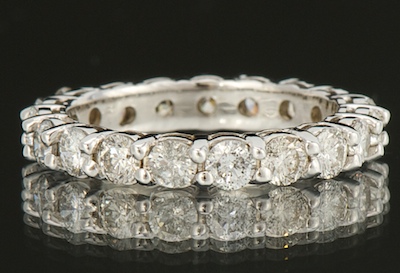 A Ladies Diamond Eternity Band 133aca