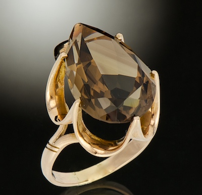 A Ladies Smoky Quartz Ring 14k yellow