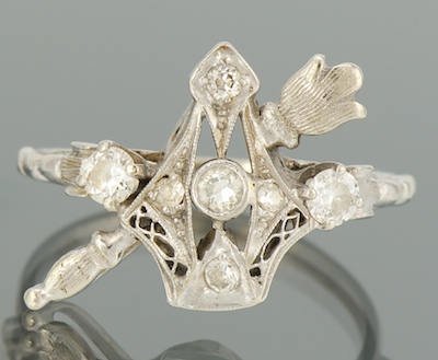 A Ladies Gold and Diamond Ring 133b88