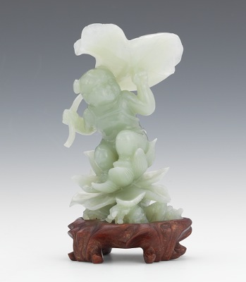 A Celadon Jade Statuette Nicely 133c24