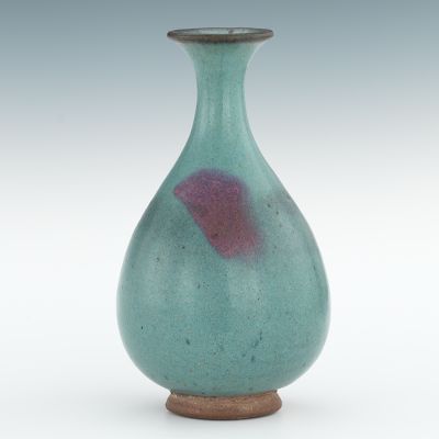 A Jun Type Glaze Vase Of pear shape 133c8a