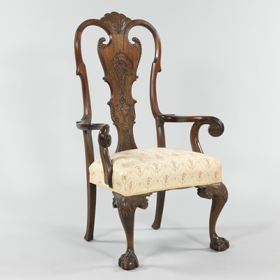 A Large Queen Anne Style Arm Chair 133cf6