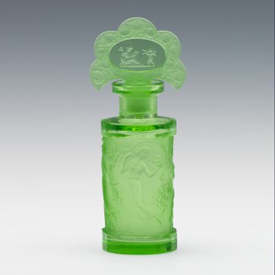 A Czechoslovakian Glass Perfume 133d1f