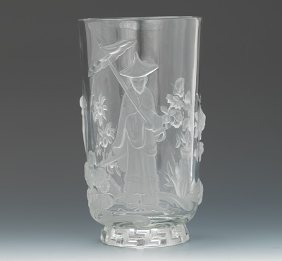 A Verlys Glass Mandarin Vase 133d6a